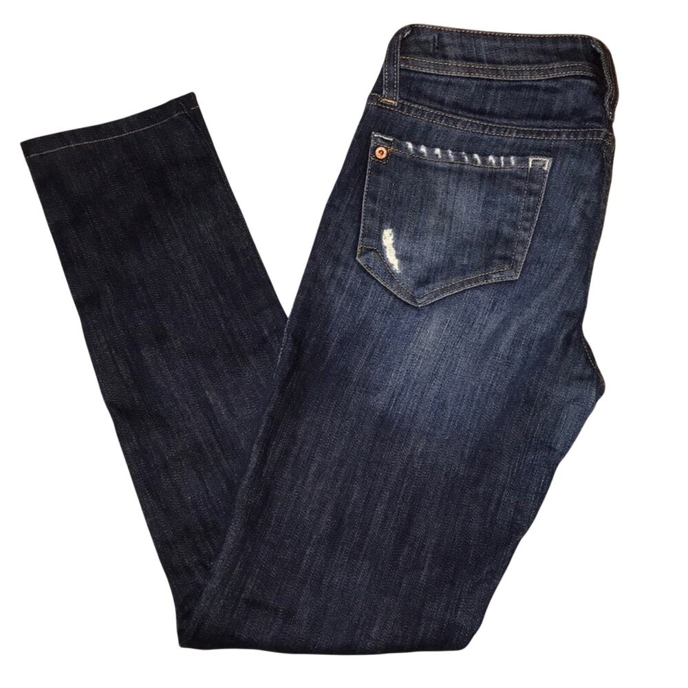 ❤️ 3/$25 Genetic Denim Dark Wash Distressed Skinny Jeans | 27